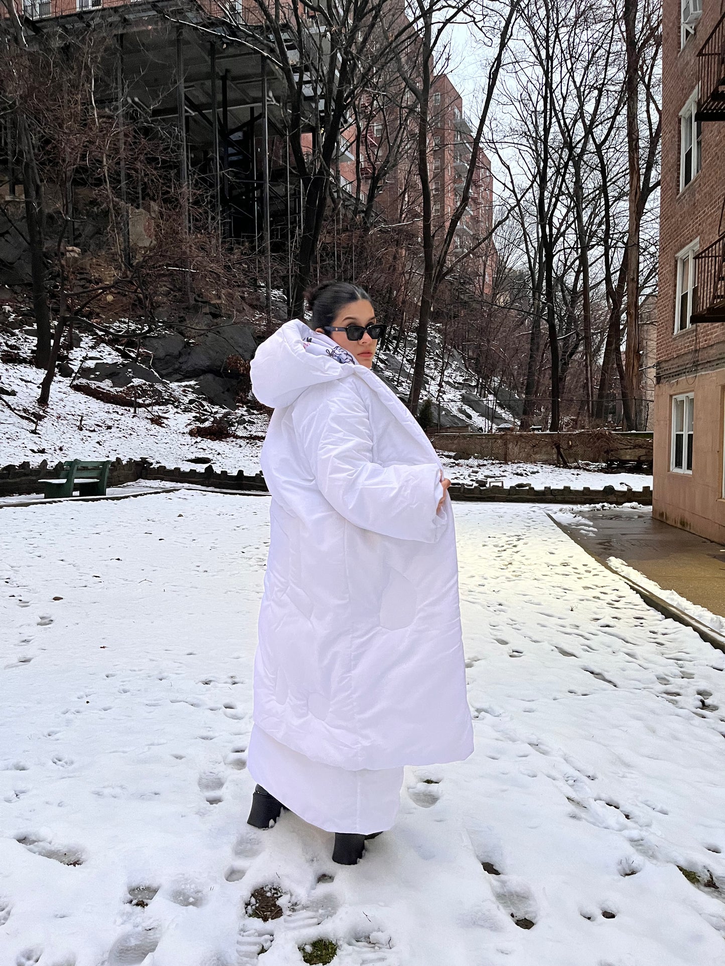 White maxi puffer